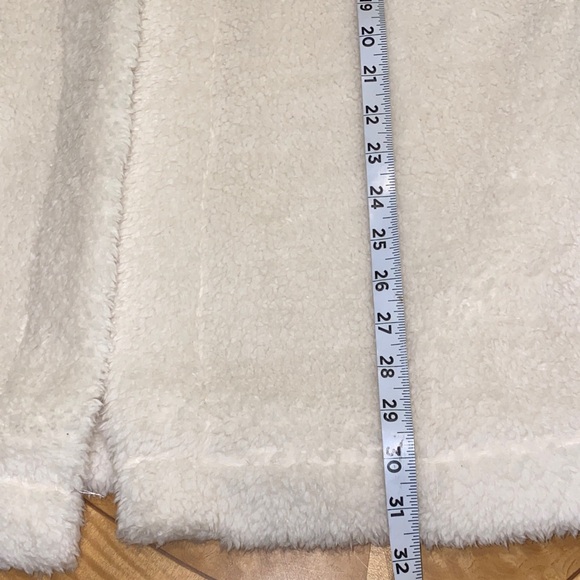 Koolaburra by UGG Cream Hooded Sherpa Cardigan Size Large - Picture 10 of 12